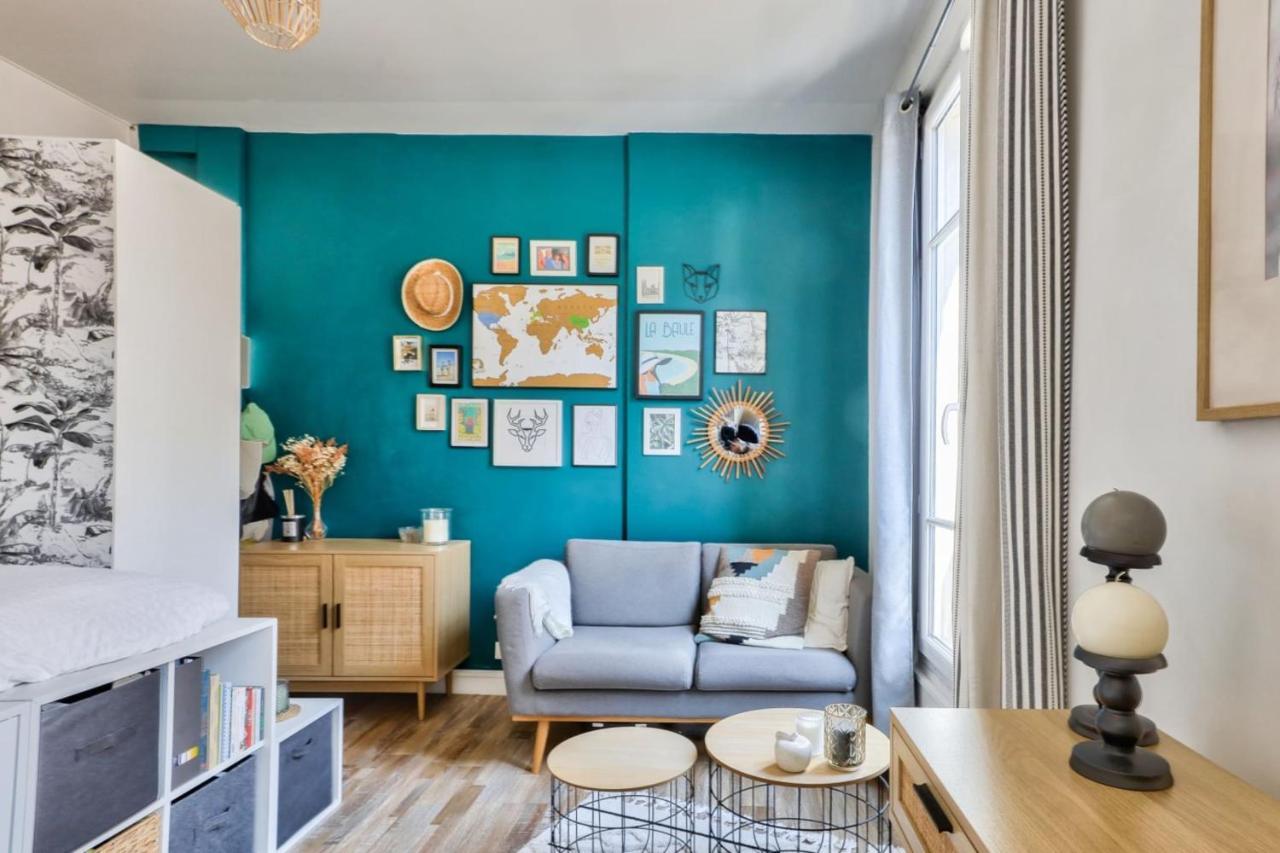 Cozy For 2 People In Montmartre Appartement